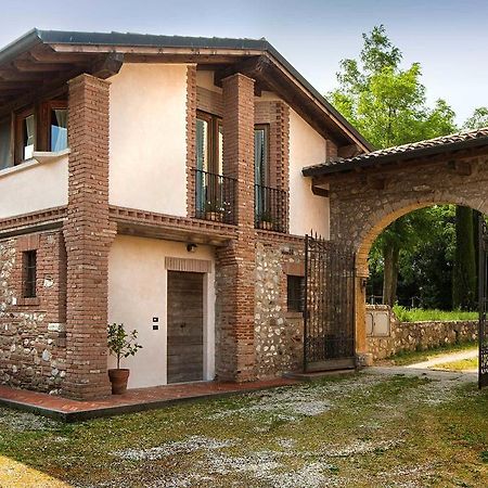 Bed and Breakfast Antico Cascinale Lombardo Lonato Pokoj fotografie